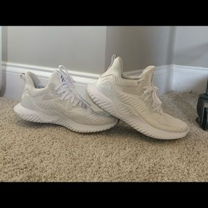 White Adidas Tennis Shoes